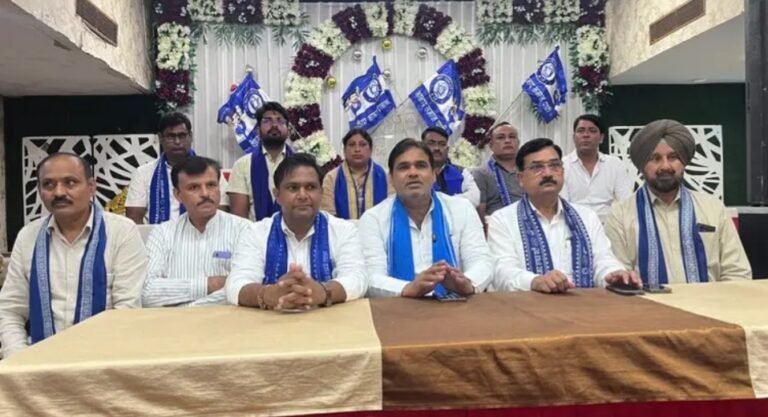 आजाद समाज पार्टी प्रदेश में आगामी विधानसभा चुनाव में सभी 403 विधानसभा सीटों पर चुनाव लड़ेंगी: सुनील चित्तौड़