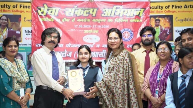 फाइन आर्ट्स डिपार्टमेंट में पोस्टर मेकिंग और रंगोली प्रतियोगिता आयोजित